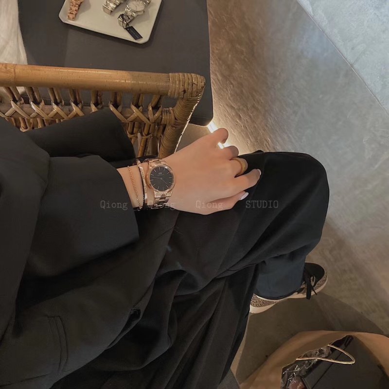 Daniel Wellington 32mm Classic Black Gold Replica Watch view