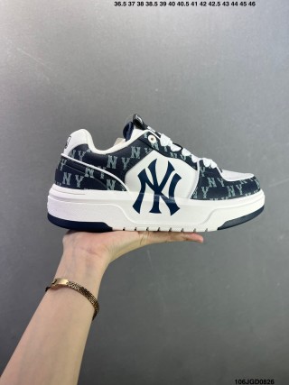 MLB Chunky Liner New York Yankees Navy White Low-Top Sneaker view 3