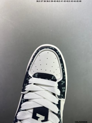 MLB Chunky Liner New York Yankees Navy White Low-Top Sneaker view 7