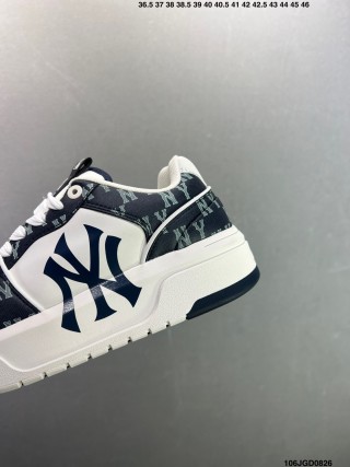 MLB Chunky Liner New York Yankees Navy White Low-Top Sneaker view 8