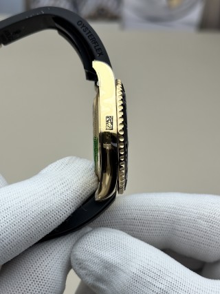 Rolex Yacht-Master 42mm Gold Black Dial UA Replica Watch view 6