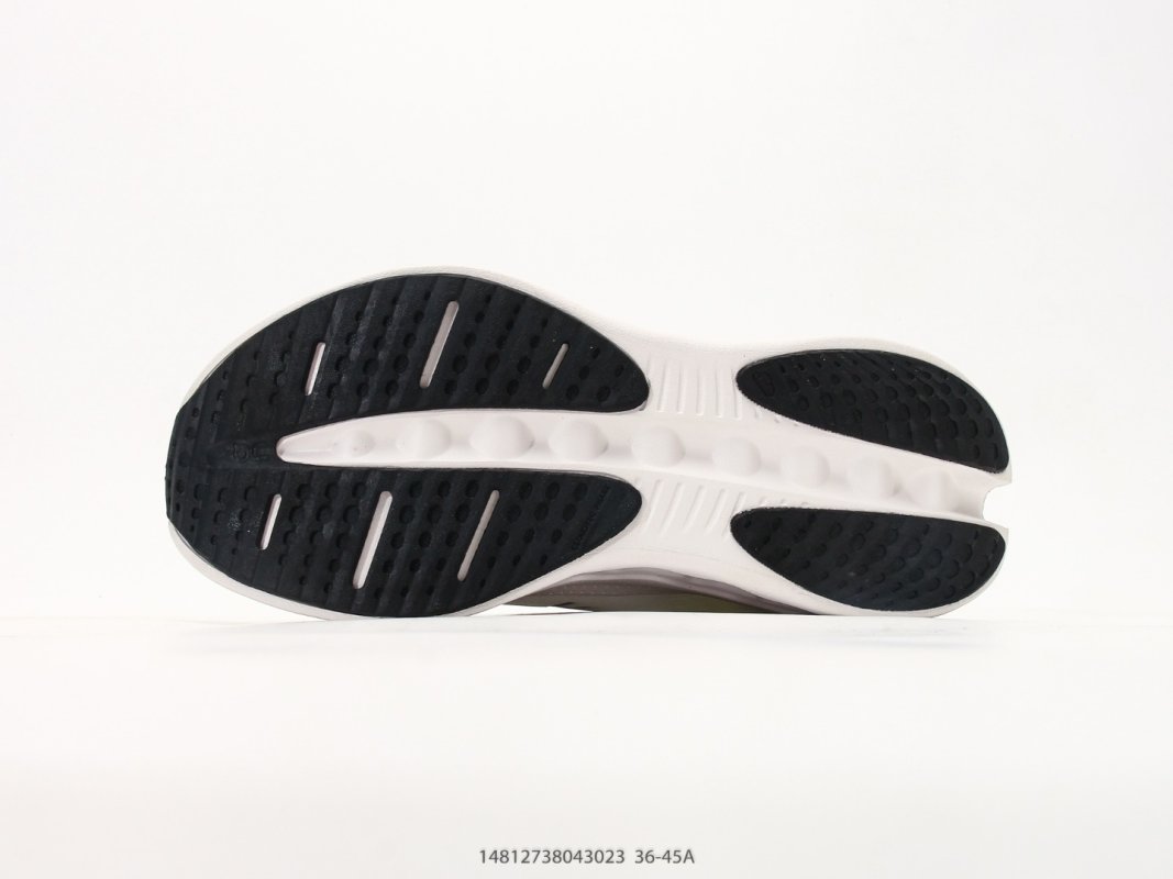 On Cloudsufer 3 White Grey Low-Top Running Shoe view