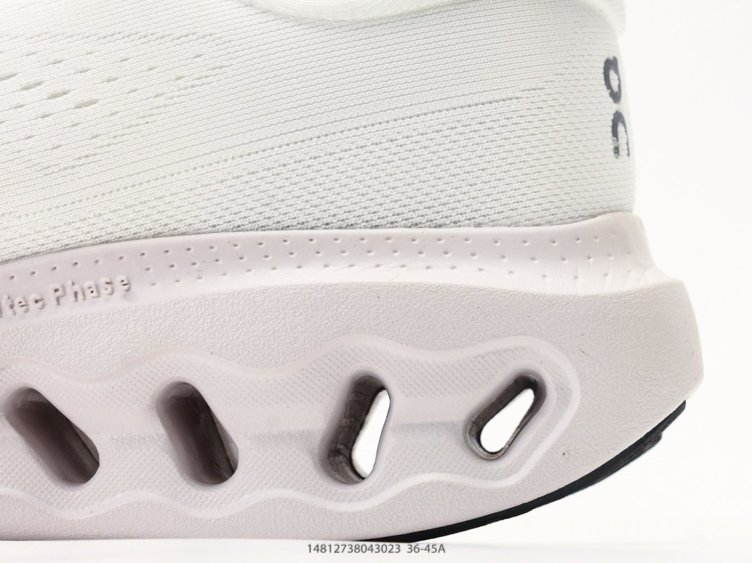 On Cloudsufer 3 White Grey Low-Top Running Shoe view