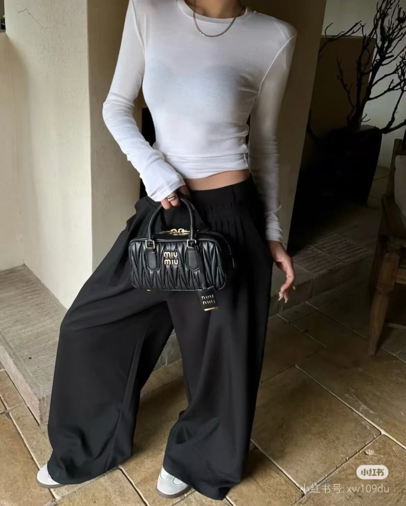 Nike Tech Fleece Black Oversized Sweatpants UA Rep