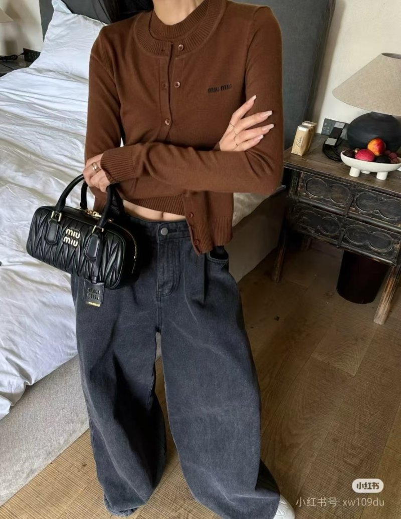 Nike Tech Fleece Black Oversized Sweatpants UA Rep view