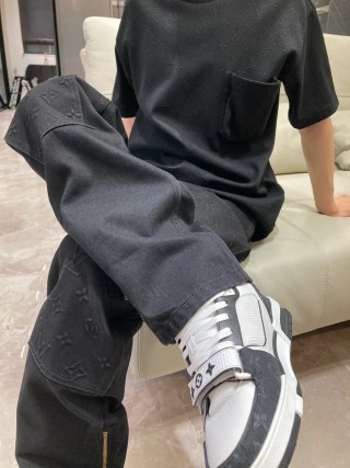 Jordan Air Jordan 1 Retro High OG Black White view 8