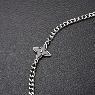 Louis Vuitton Monogram Sunrise Floral Necklace M01211 - Silver view 3