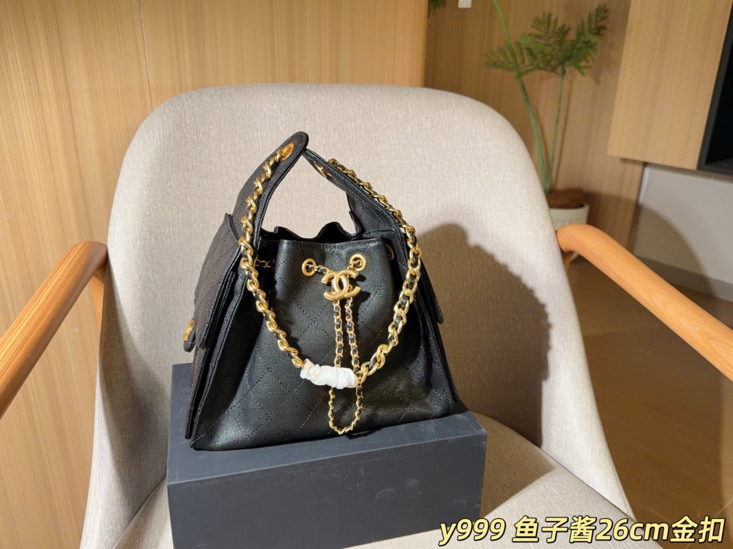 Chanel 25C Caviar Hobo Bucket Bag Black Gold Chain