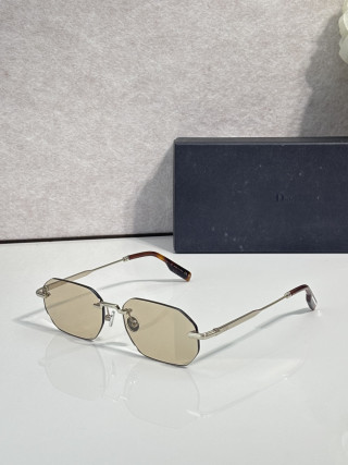 Dior BlackSuit S19U Silver Gray Sunglasses UA Rep view 2
