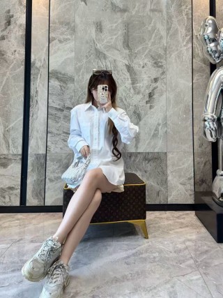 Golden Goose Super-Star Cream White Leather Sneaker view 3
