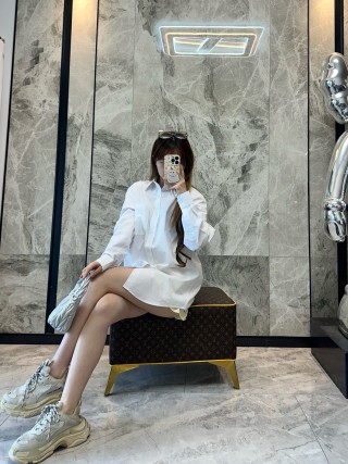 Golden Goose Super-Star Cream White Leather Sneaker view 4