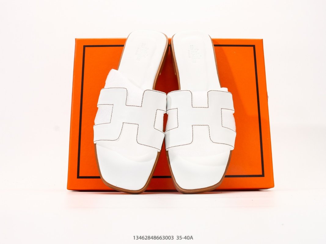 Hermès Oran Lychee Leather Brown Slide Sandal UA Rep