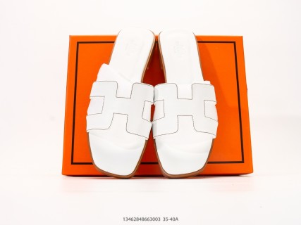 Hermès Oran Lychee Leather Brown Slide Sandal UA Rep