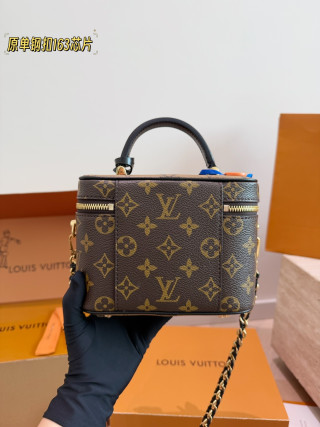 Louis Vuitton Monogram Vanity Chain Box Bag Replica - Golden Hardware view 4