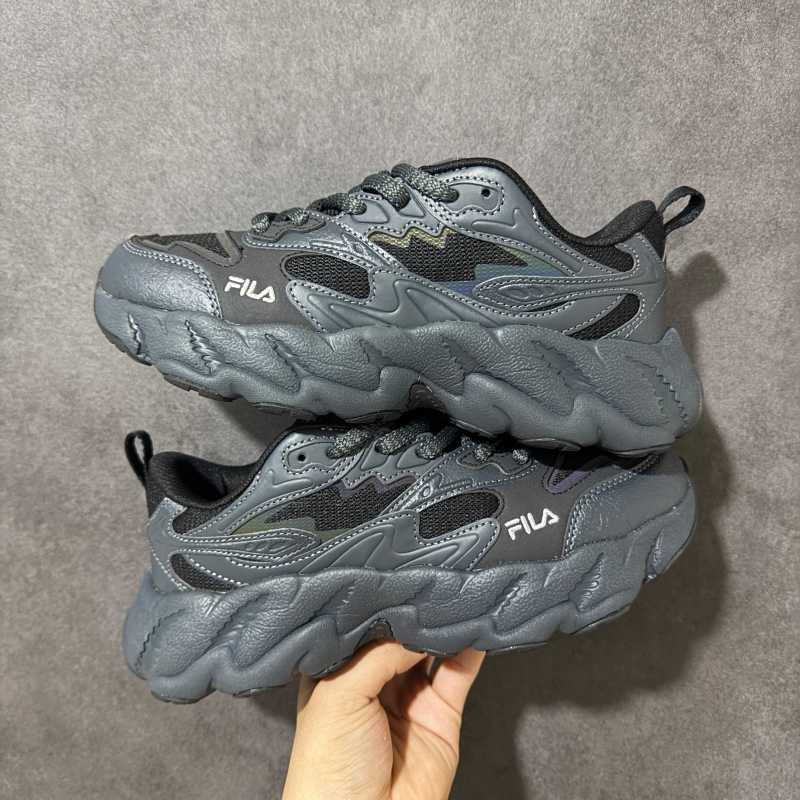 FILA FERN Chunky Dad Shoe Grey Black Low Top