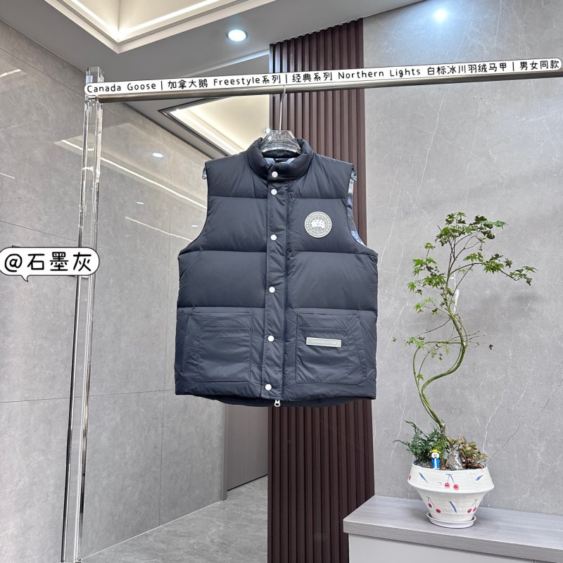 The North Face Nuptse Puffer Vest Navy view