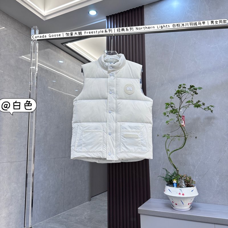 The North Face Nuptse Puffer Vest Navy view