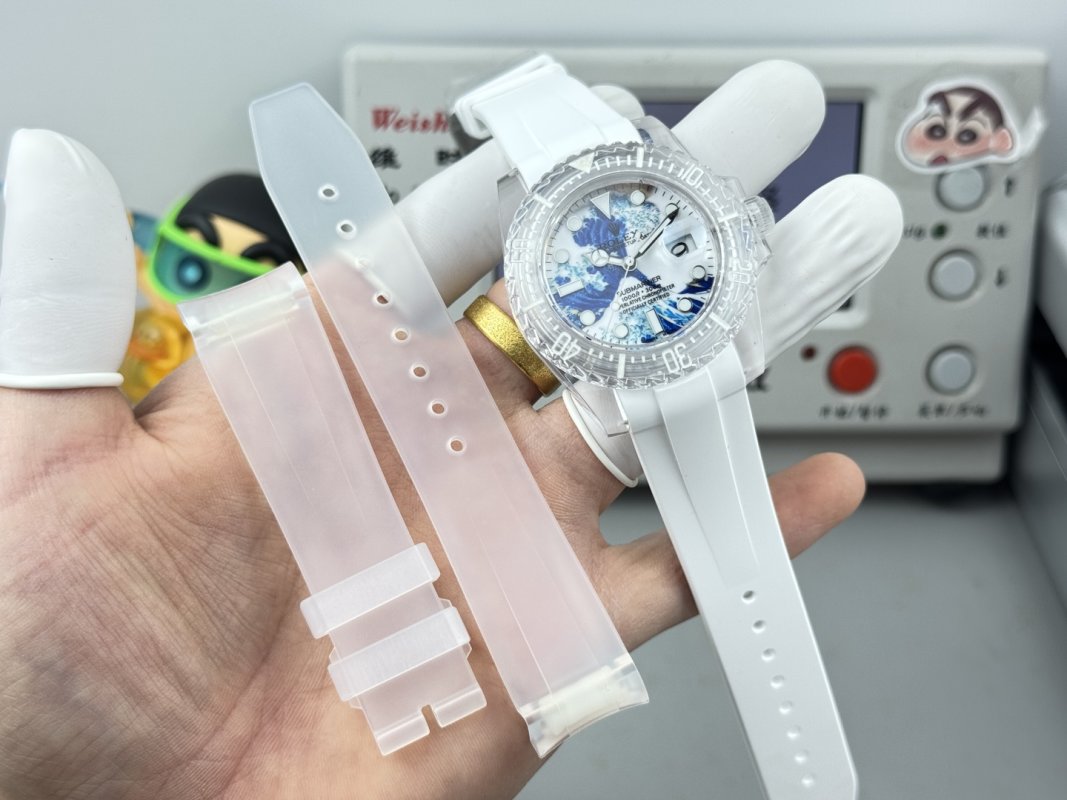 Rolex Submariner Crystal Ice Frosted White Blue Dial Replica Watch view