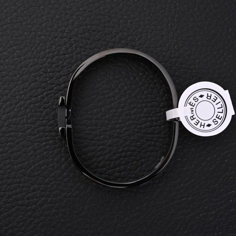 Hermès Clic H Enamel Bracelet Black Gold view