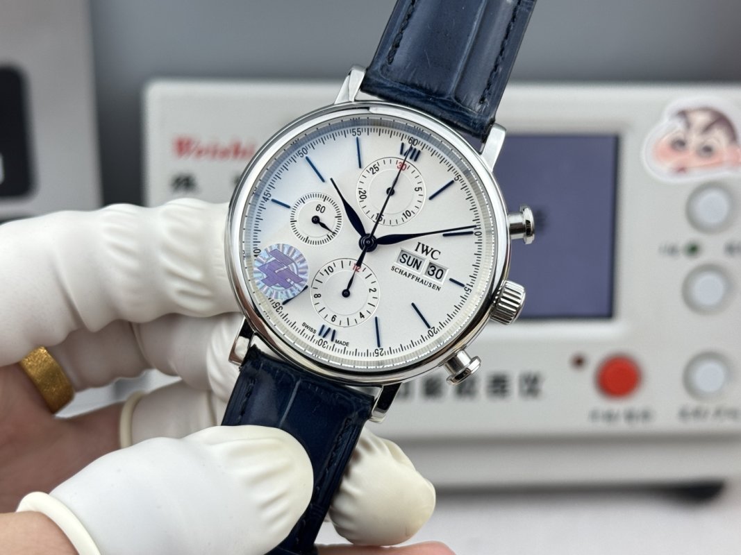 IWC Portofino Chronograph 42mm Stainless Steel White Dial view