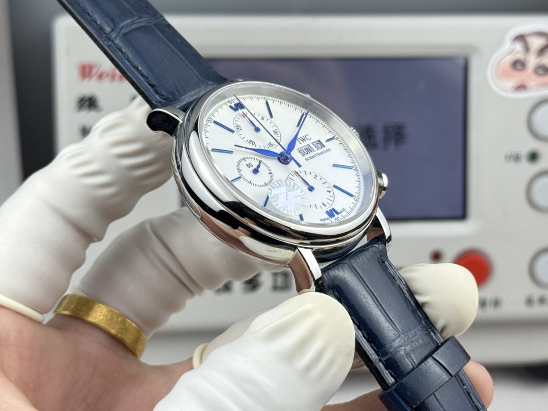 IWC Portofino Chronograph 42mm Stainless Steel White Dial view