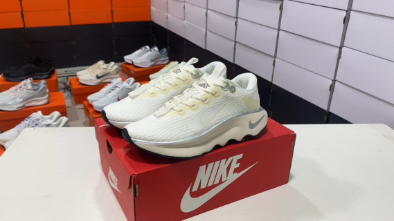 Nike Motiva Pale Ivory Amber Brown Rep Sneaker