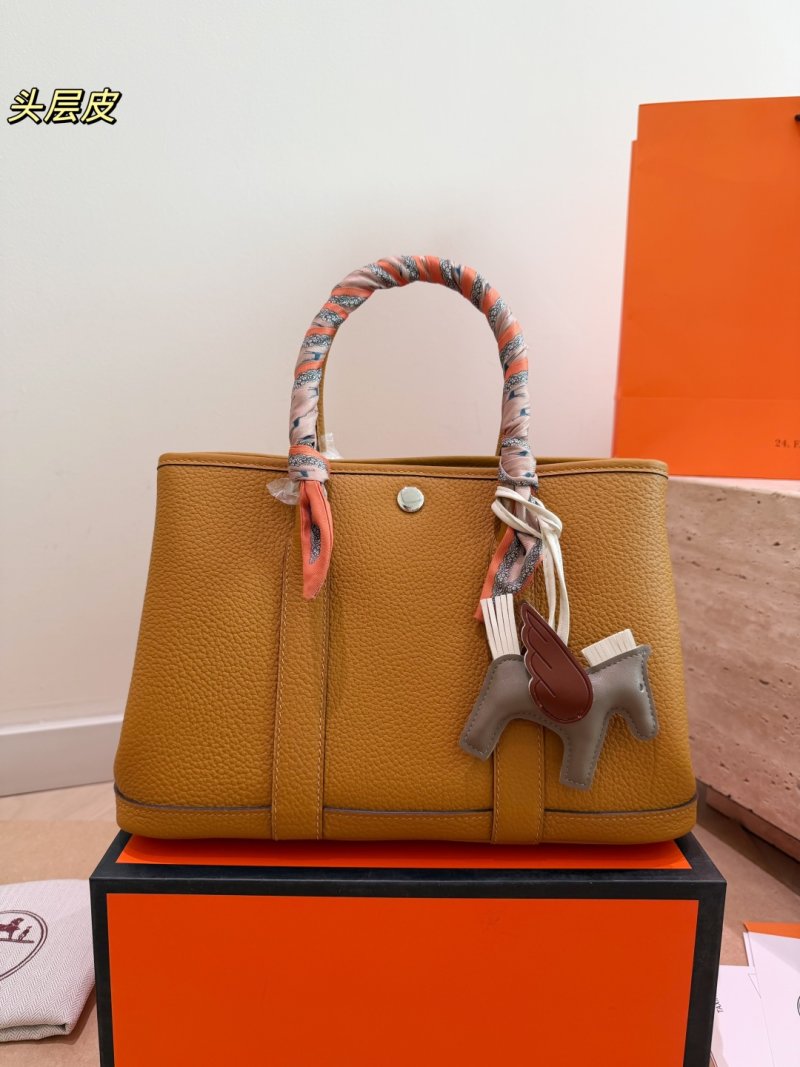Hermès Garden Party 30cm Taurillon Clemence Tote Bag Gold