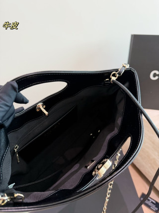Chanel 31 Bag Panda Black White Quilted Shoulder Handbag view 9