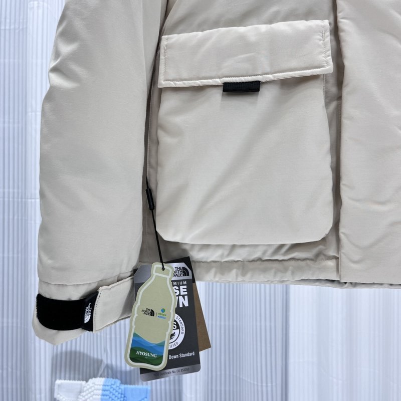 The North Face Nuptse Expedition Down Jacket Beige Black view