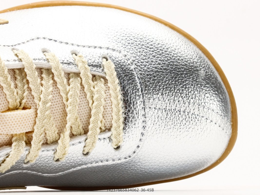 Veja Jitsu Low-Top Leather Silver Gold Sneaker view