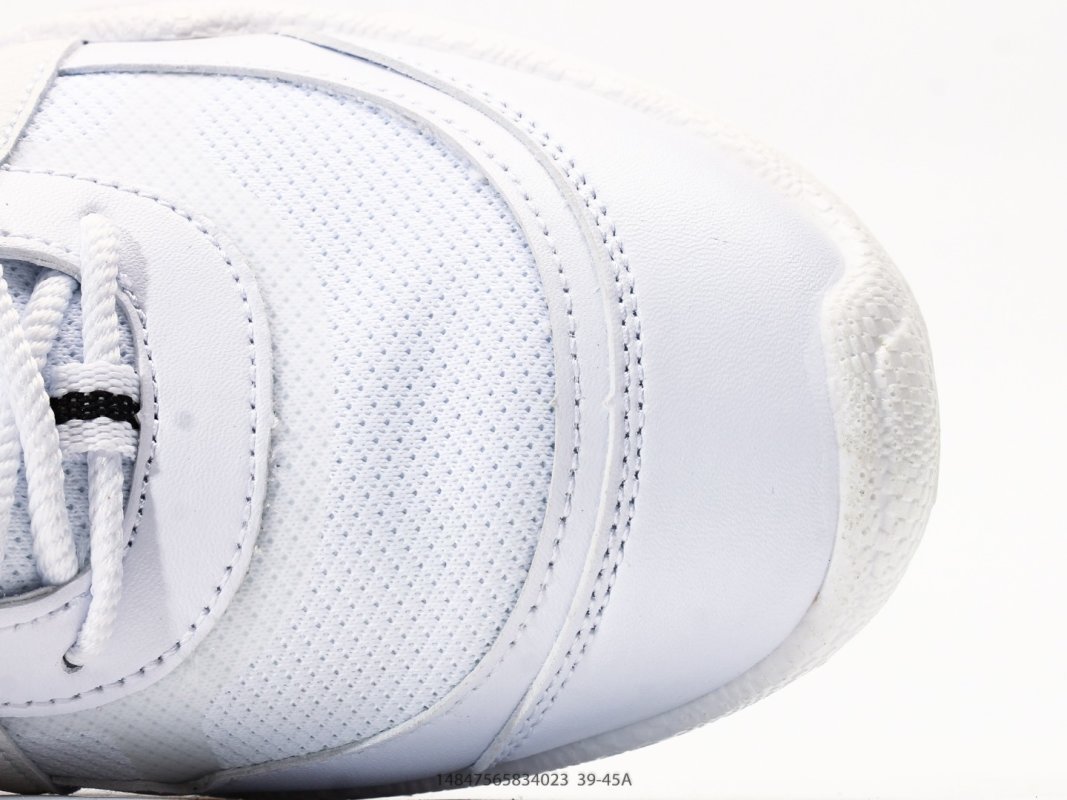 ECCO BIOM C25 Anniversary White Running Shoe view