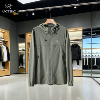 Arc'teryx Unisex Lightweight Hooded Sunprotection Windshirt Gold view 2