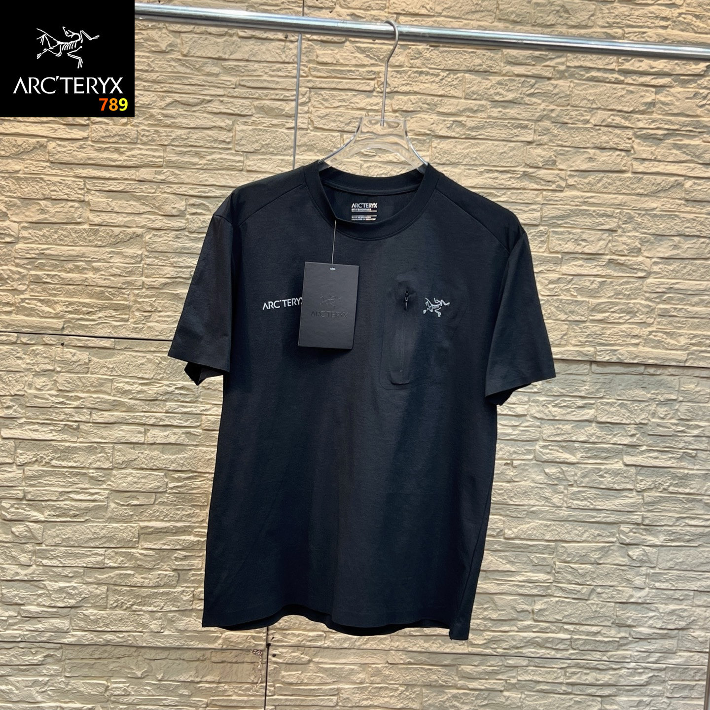Arc'teryx Men's Quick-Dry Casual Outdoor T-Shirt view