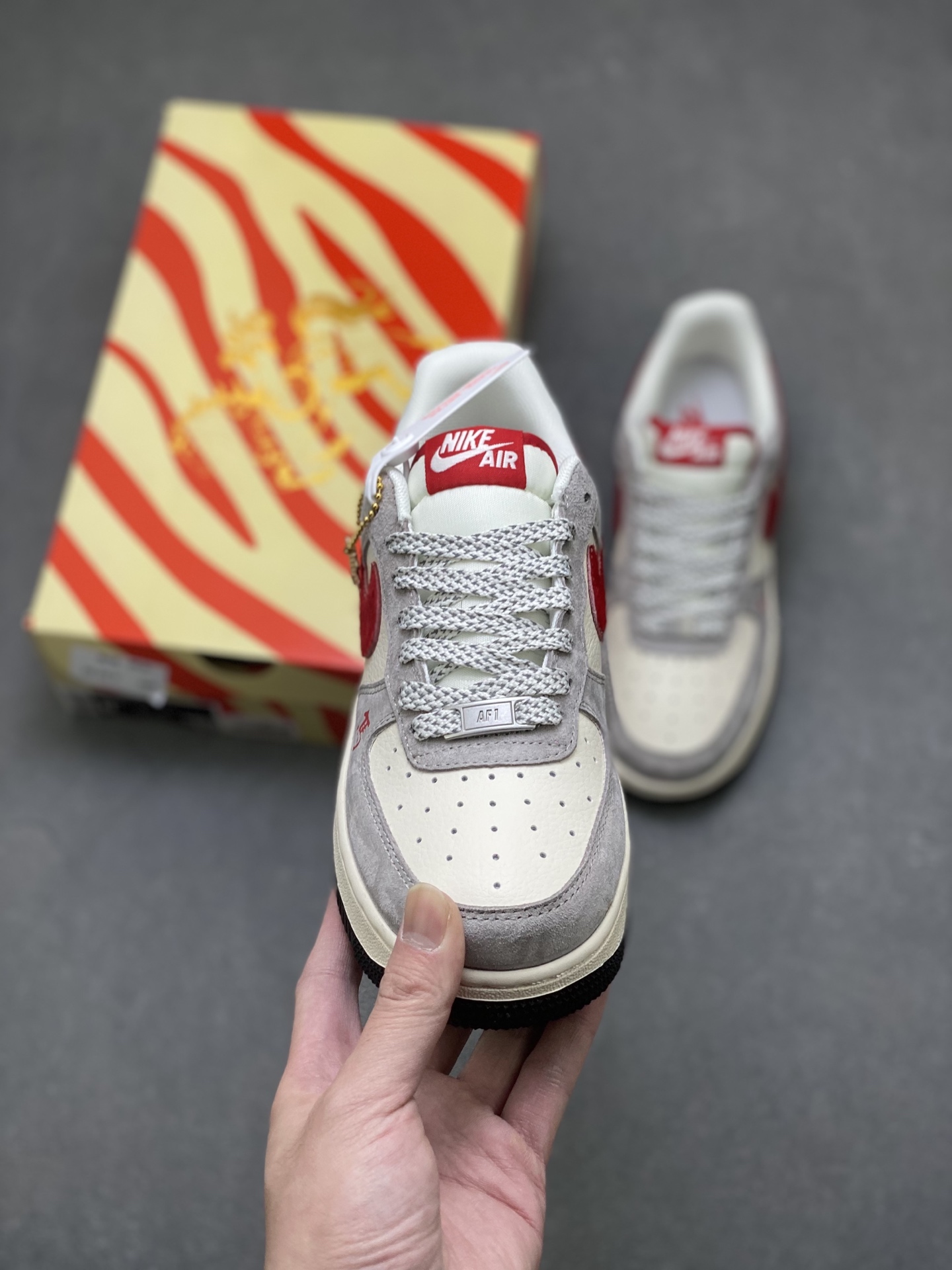Nike Air Force 1 '07 Low Safety Orange White view