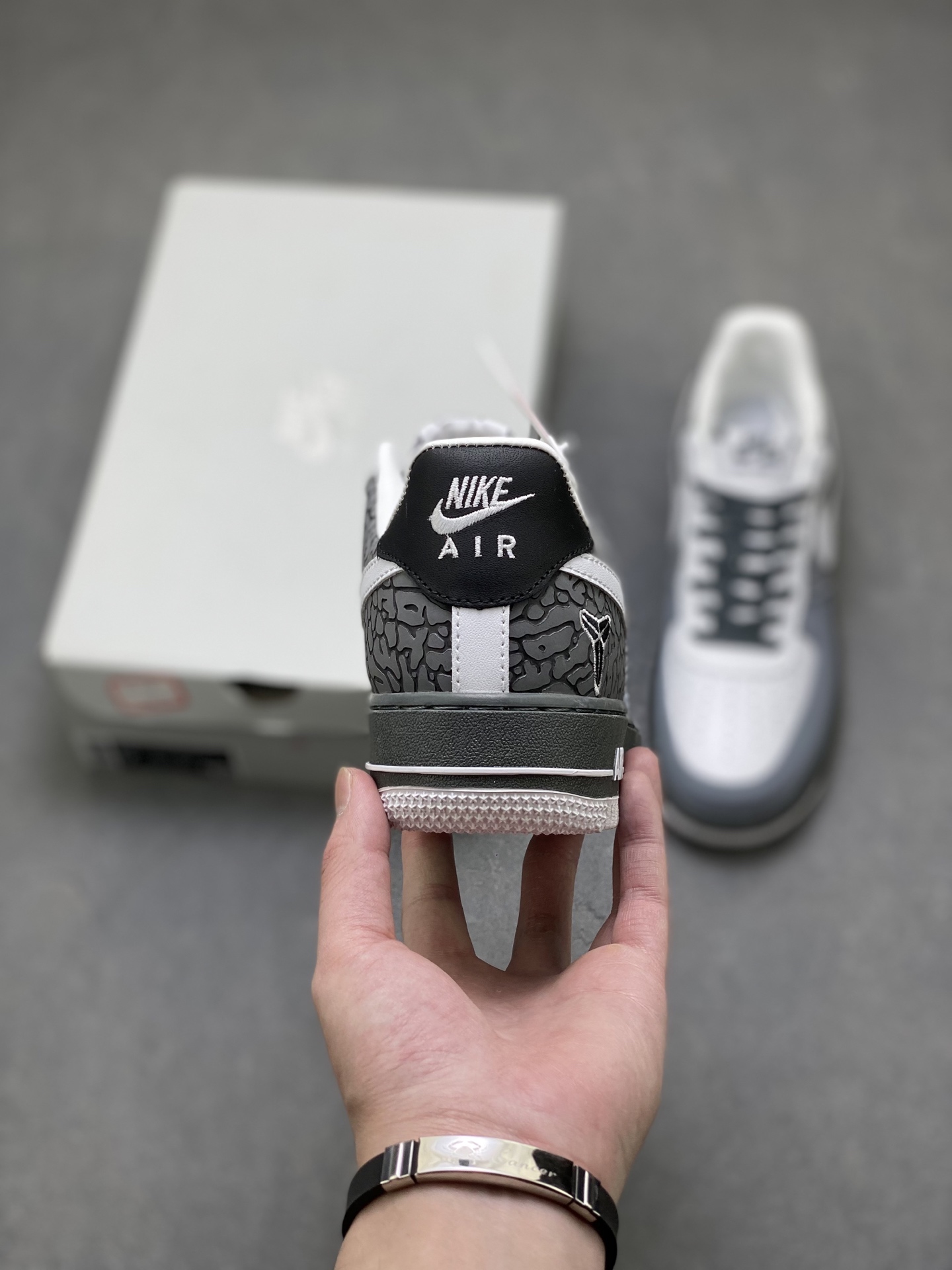 Nike Air Force 1 07 Low White Sail view