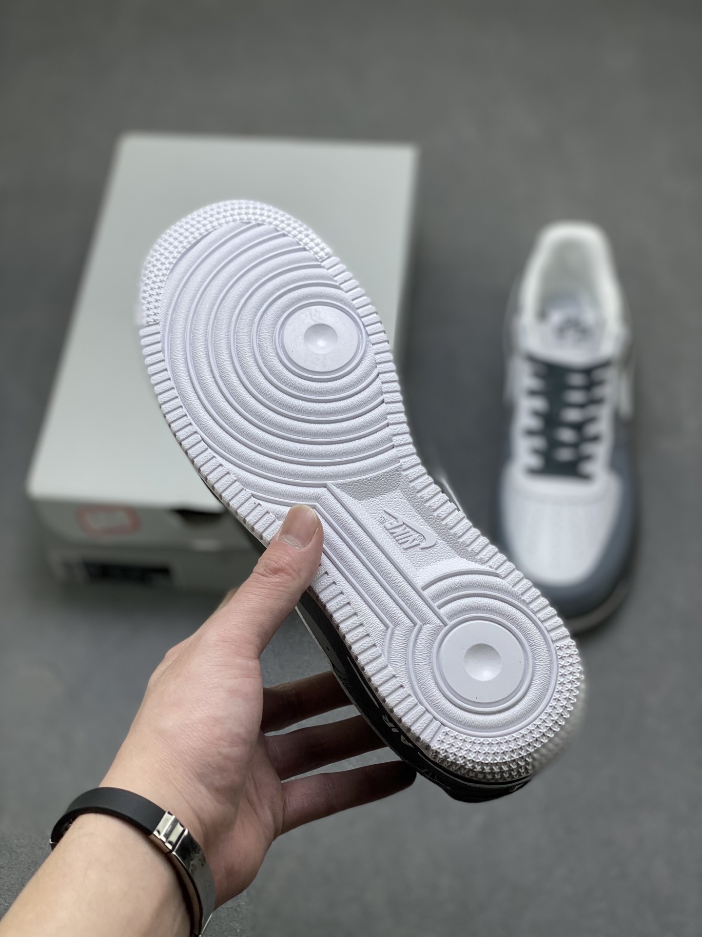 Nike Air Force 1 07 Low White Sail view