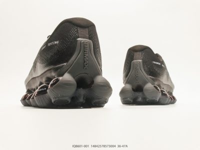 Nike Air Liquid Max Low-Top Running Sneaker view 6