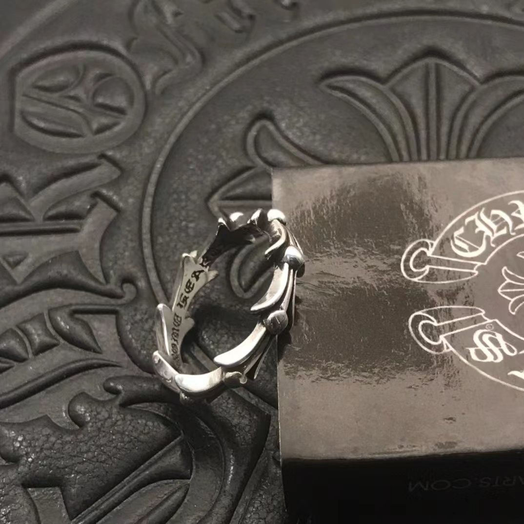 Chrome Hearts Floral Fishtail Band Ring view