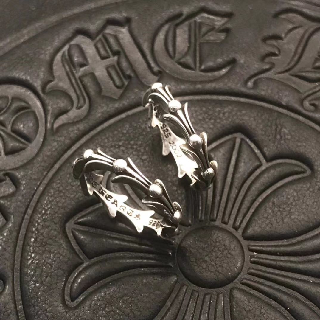 Chrome Hearts Floral Fishtail Band Ring view