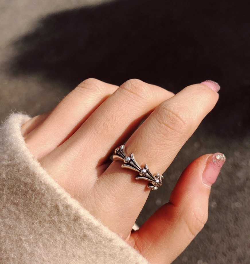 Chrome Hearts Floral Fishtail Band Ring view