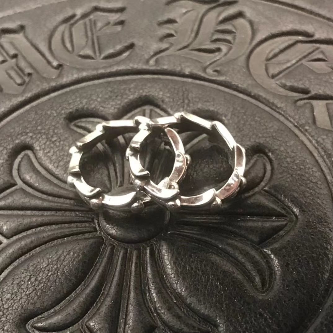 Chrome Hearts Floral Fishtail Band Ring view