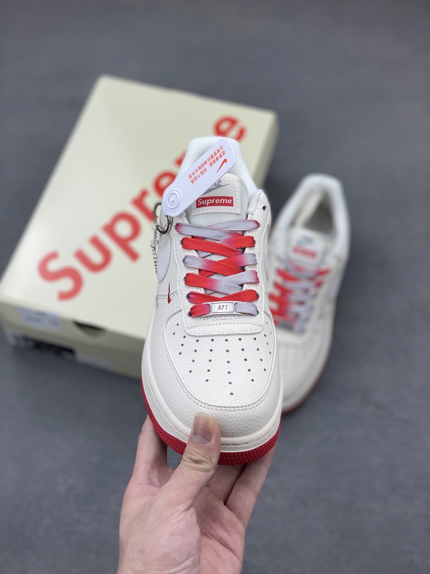 Nike Air Force 1 07 Low Supreme White Red Light Grey view