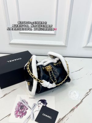 Chanel 25 Bag Shearling Chain Flap Black and White 23x10x15