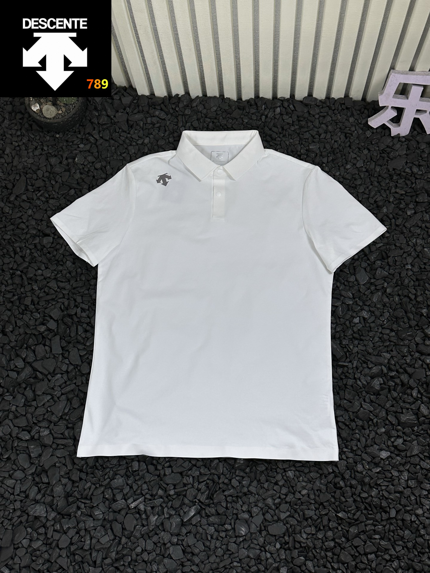 Descente SS26 Antibacterial Quick-Dry Polo Shirt view
