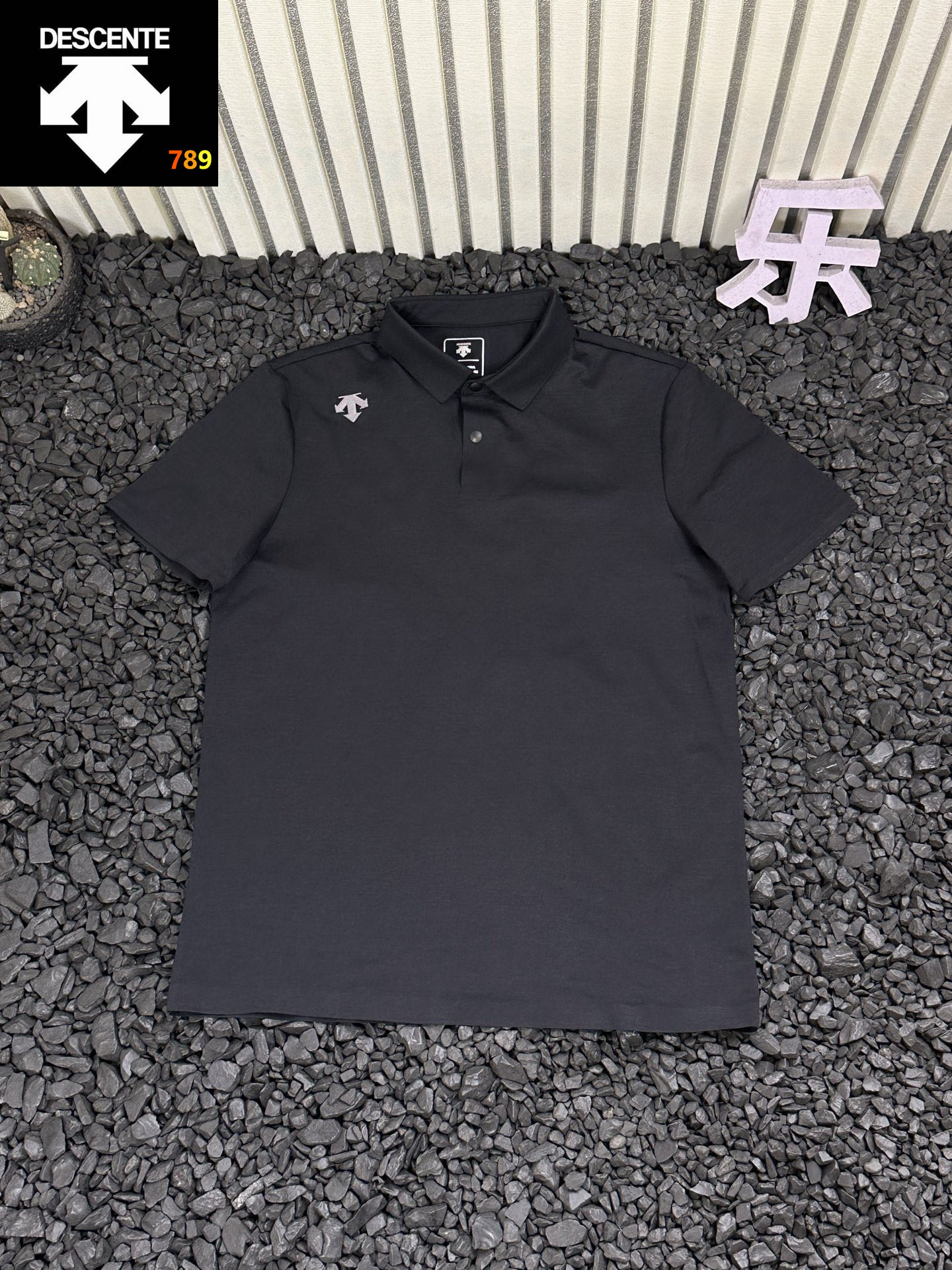 Descente SS26 Antibacterial Quick-Dry Polo Shirt view