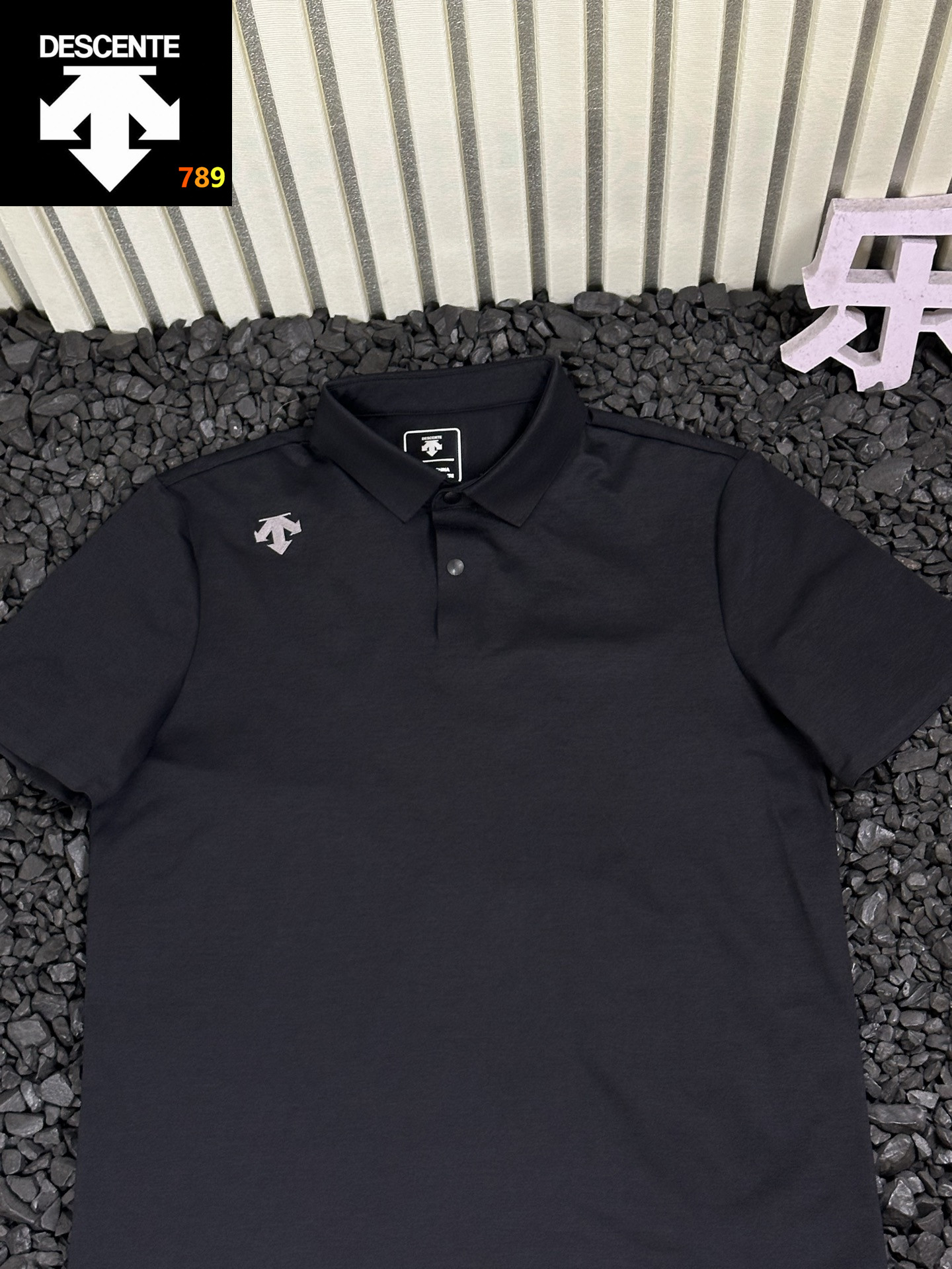 Descente SS26 Antibacterial Quick-Dry Polo Shirt view