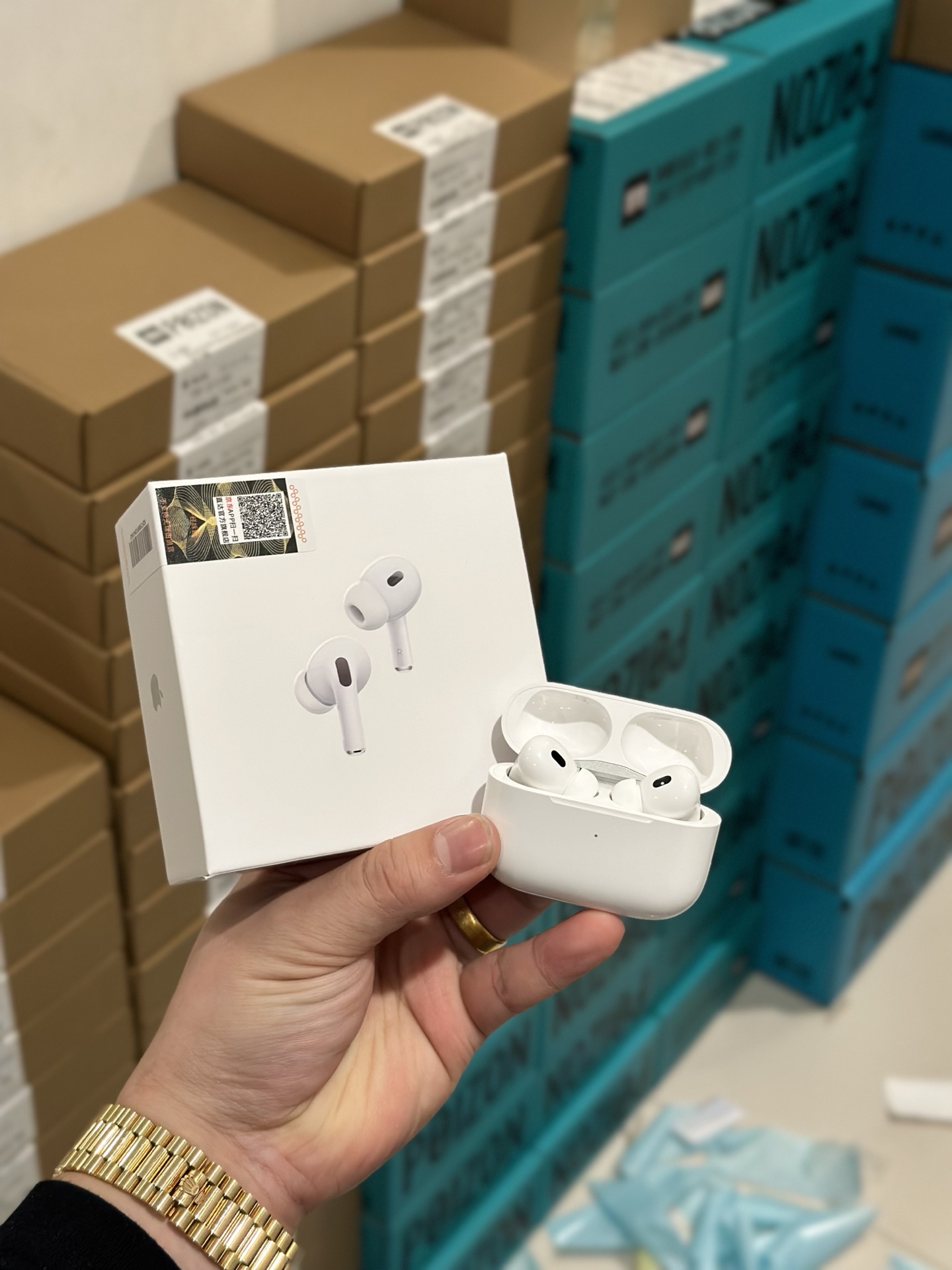 Apple AirPods 4 / AirPods Pro 2 Wholesale Bundle view
