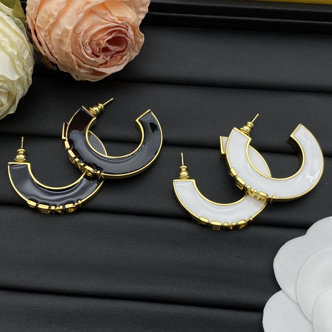 Fendi New-Arrival Logo Stud Earrings