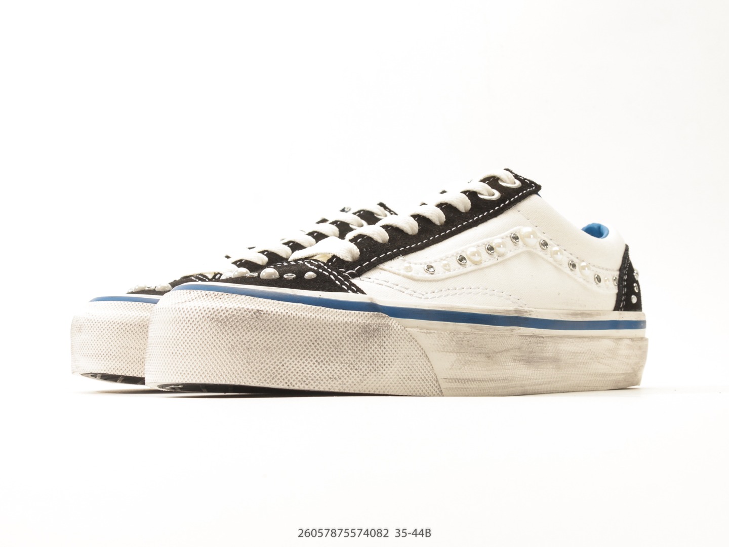 Vans Style 36 Classic Canvas Low view