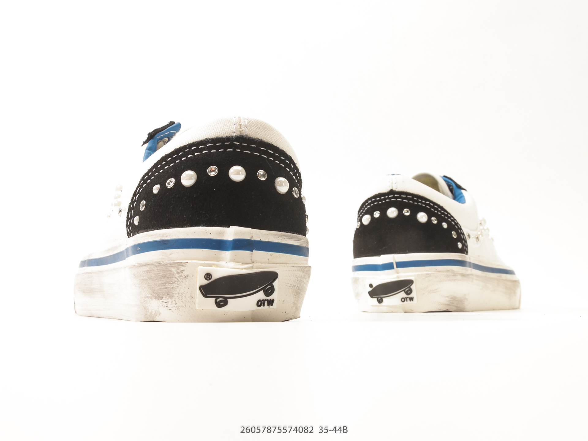 Vans Style 36 Classic Canvas Low view